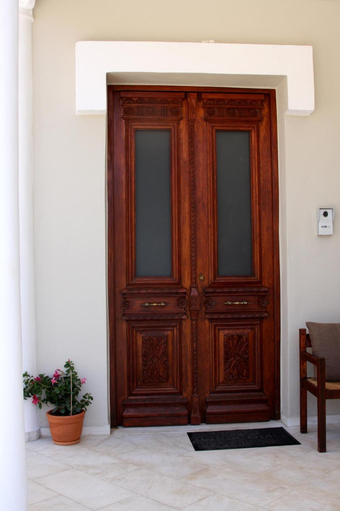 Rodon Manor *