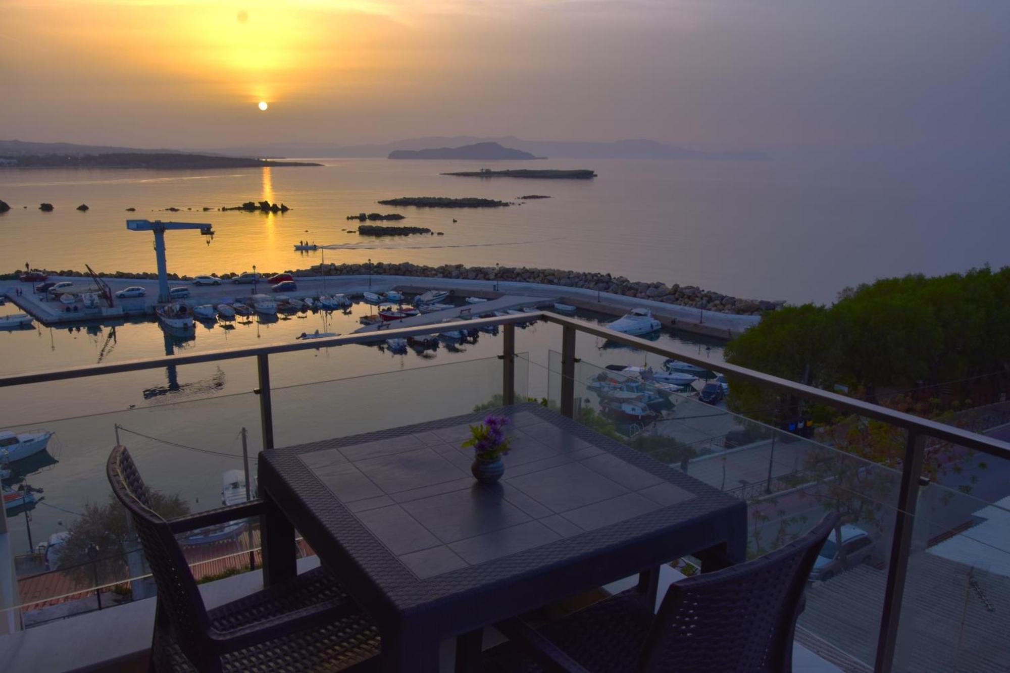 Panoramic Sea View *
