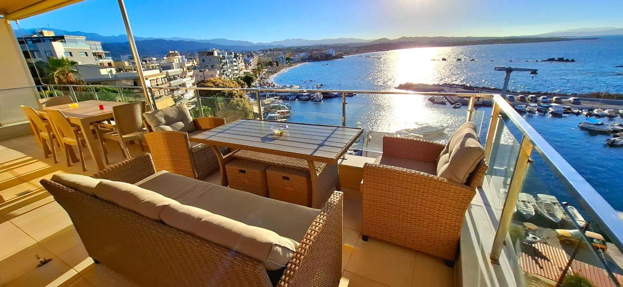Panoramic Sea View *