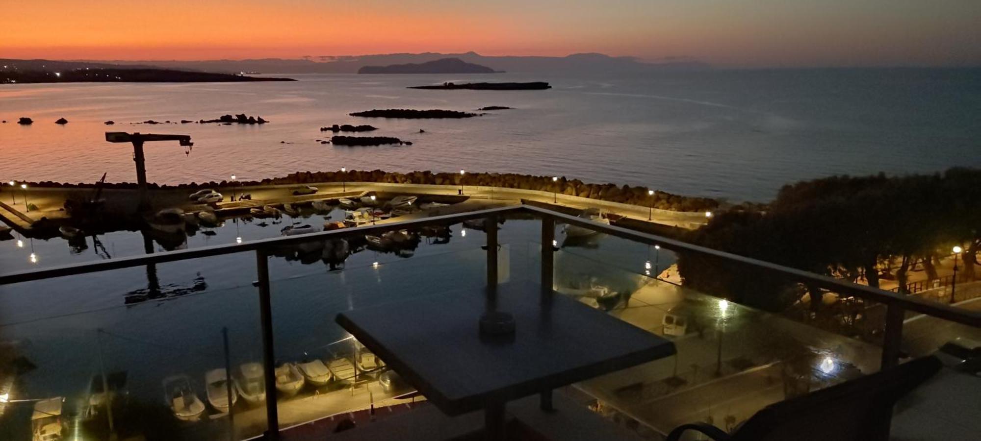 Panoramic Sea View Apartment Chania (Crete)