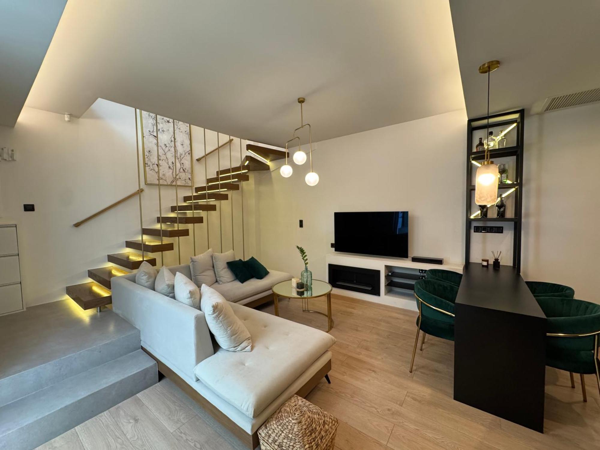 Ethyr Atrium Apartment