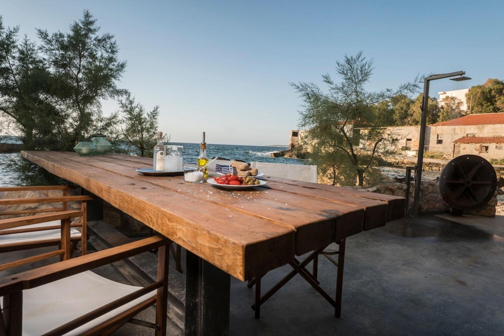 Holiday home Kito- Transformed House On The Water's Edge *