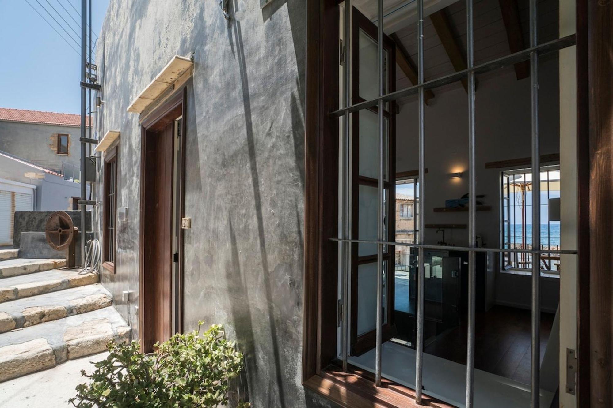 Kito- Transformed House On The Water's Edge * Chania (Crete)