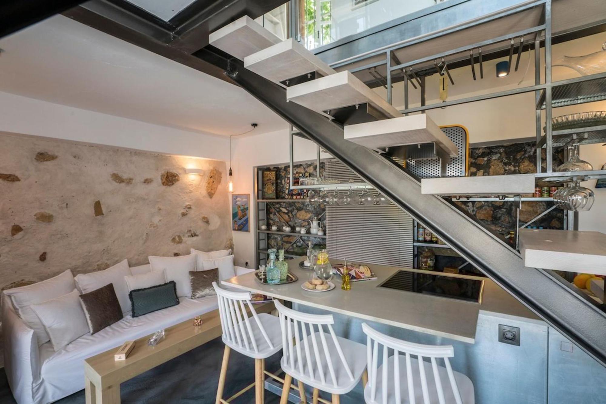 Holiday home Kito- Transformed House On The Water's Edge