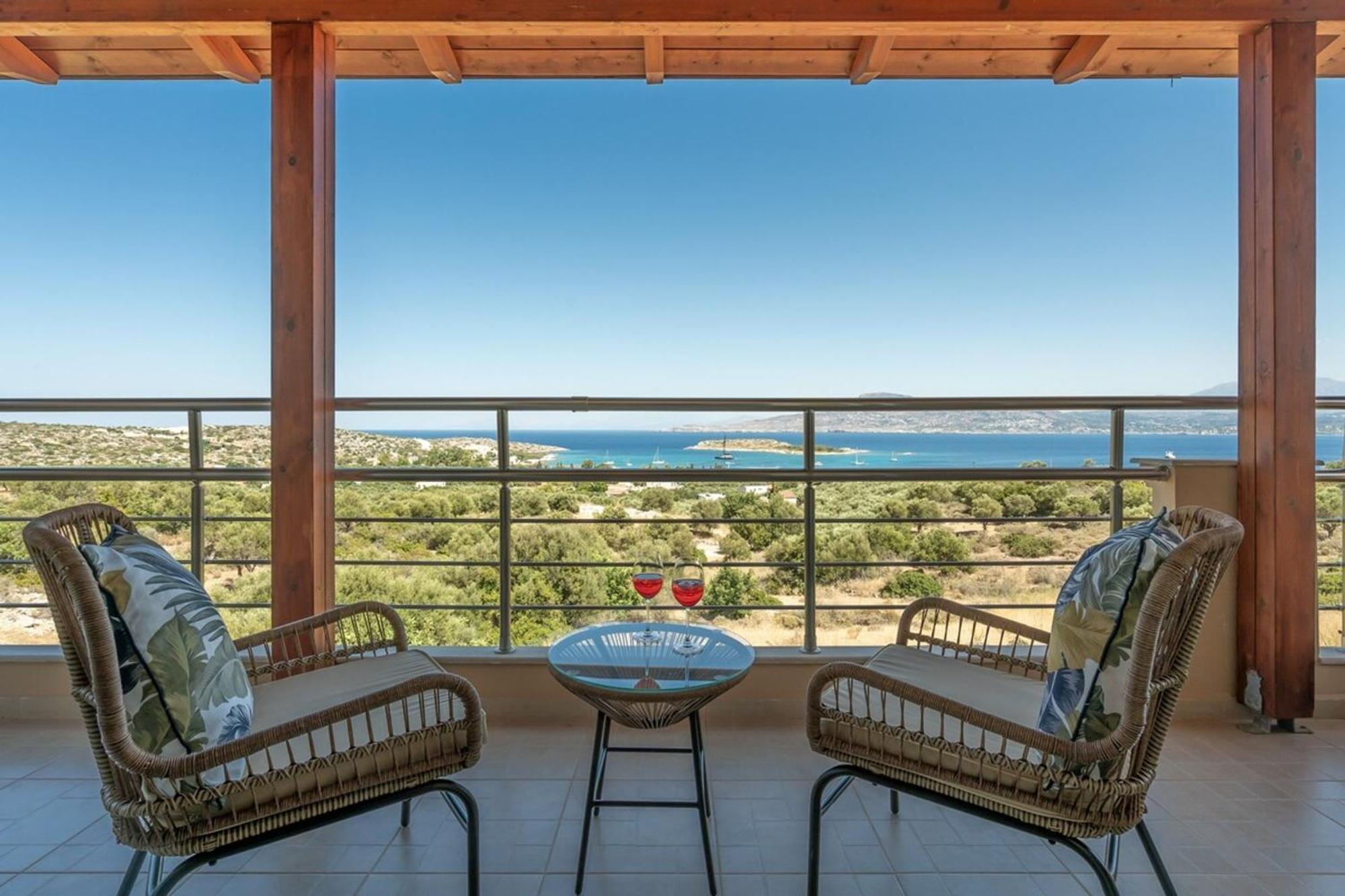Marathi With Stunning Ocean View Villa *