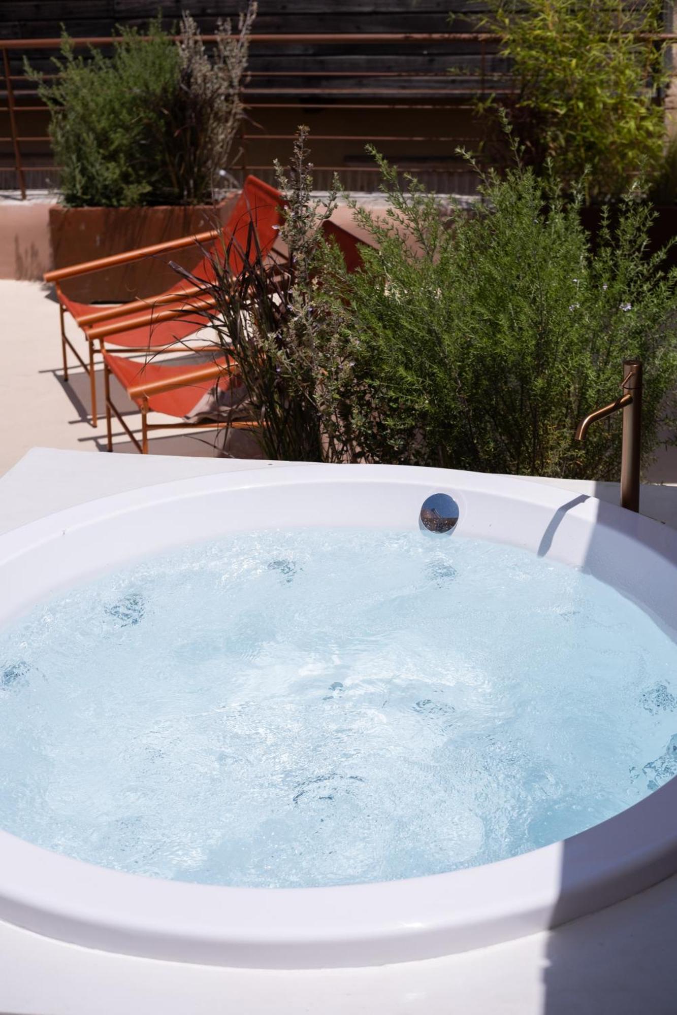 Qualia Slowlife Hotel *