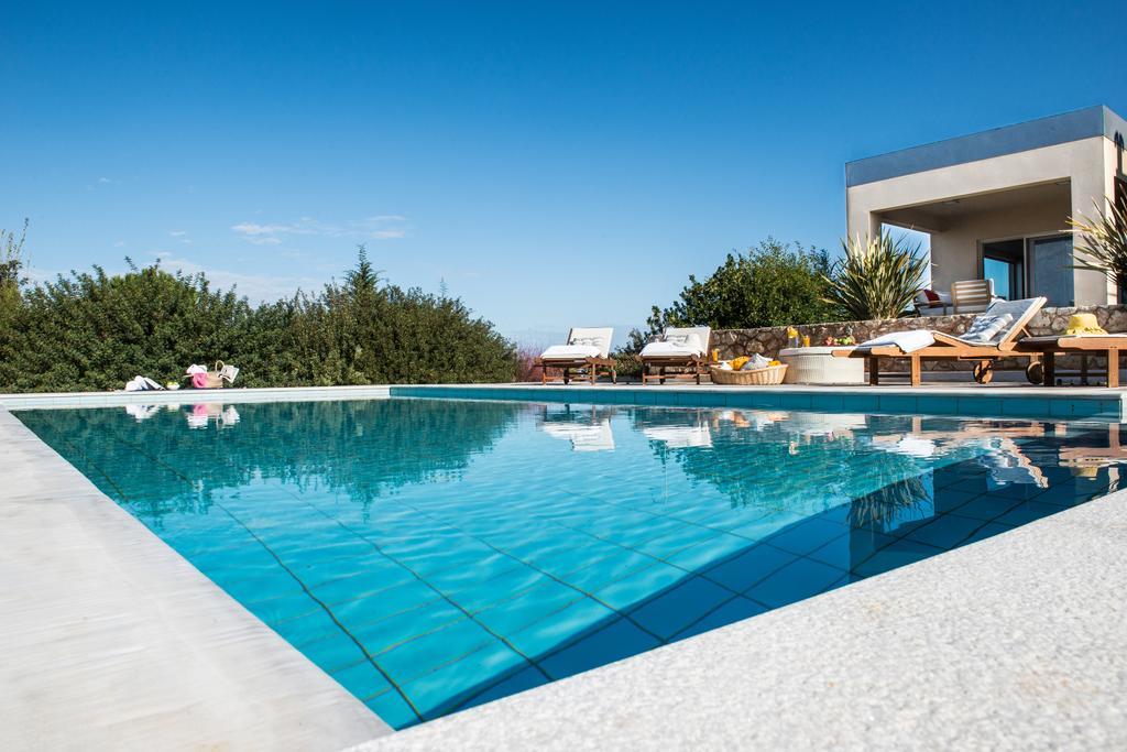 Villa Mariposa - Panoramic Sea View - Near Chania