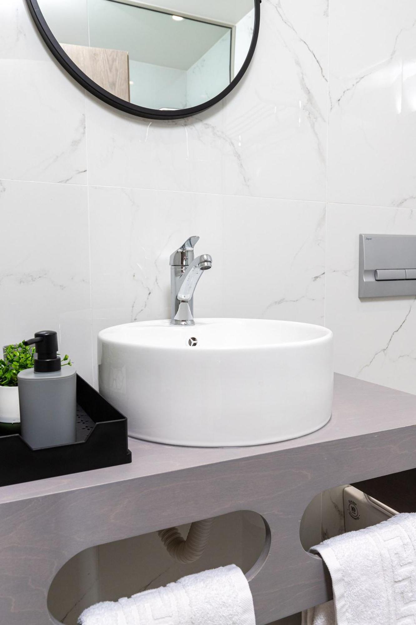 Apartment Anele Luxury - Roof Jacuzzi