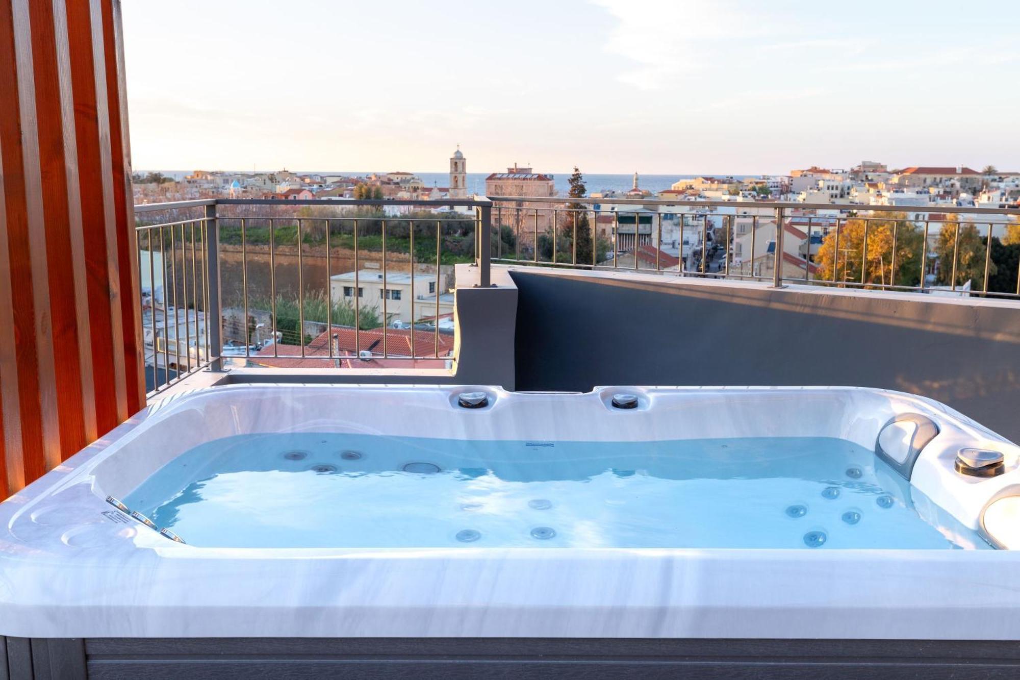 Anele Luxury - Roof Jacuzzi Apartment Chania (Crete)