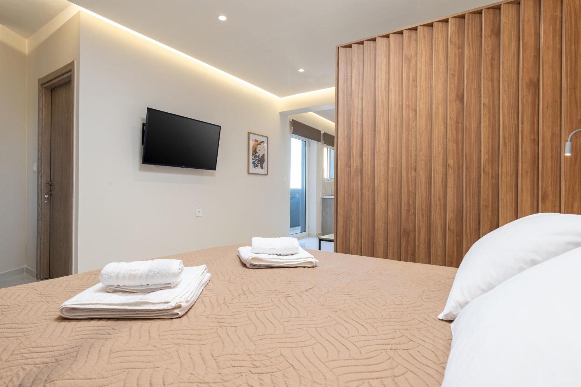 Anele Luxury - Roof Jacuzzi Apartment Chania (Crete)