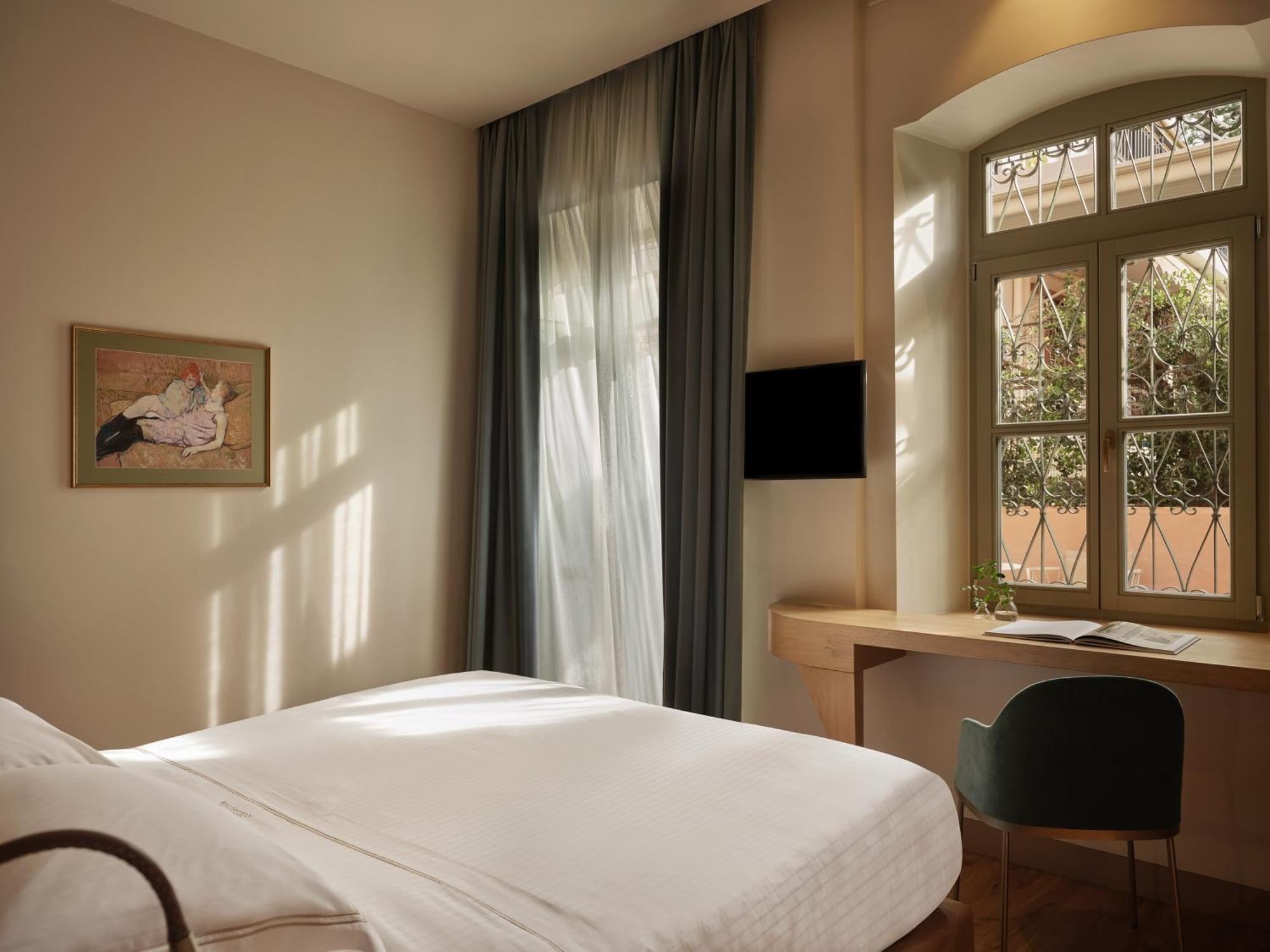 Domus Blanc Boutique Hotel 5*