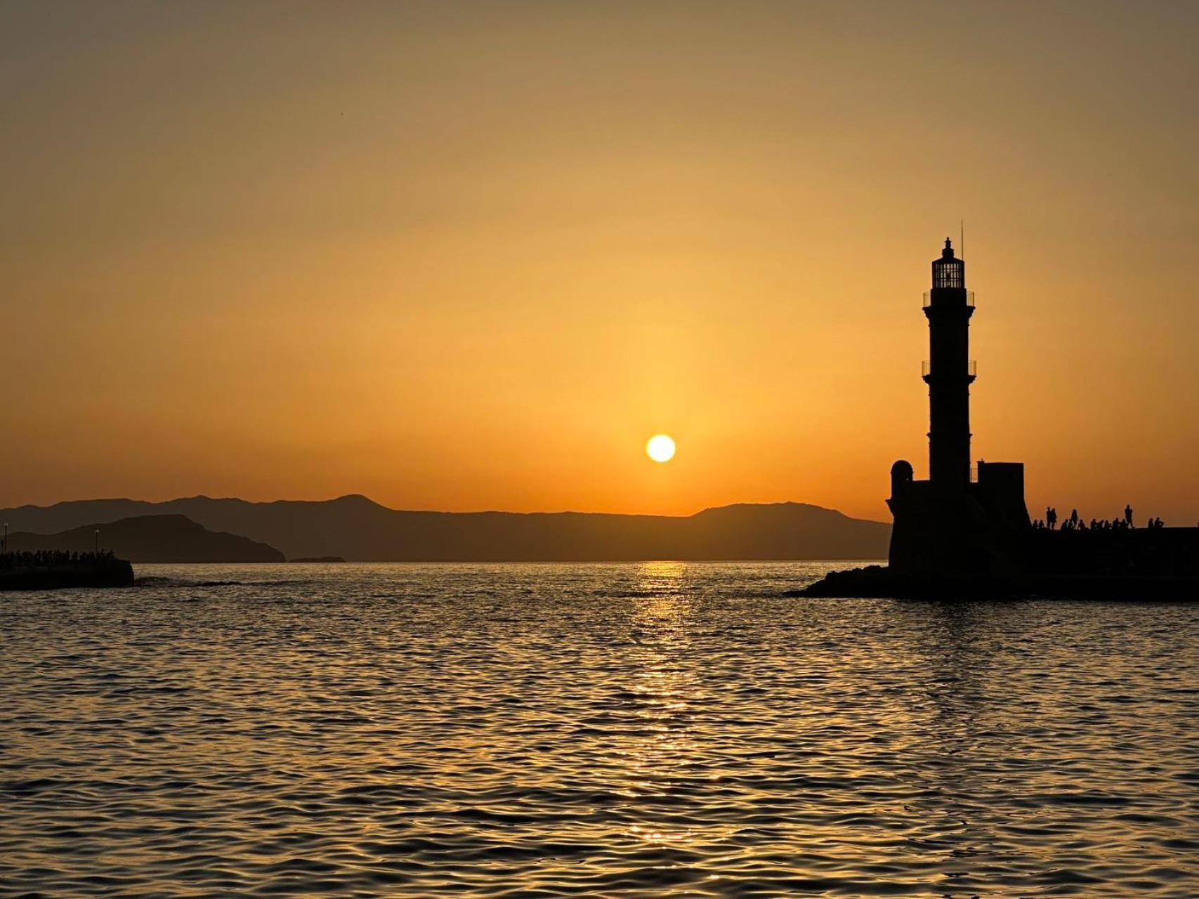 Retro By The Sea Chania (Crete)
