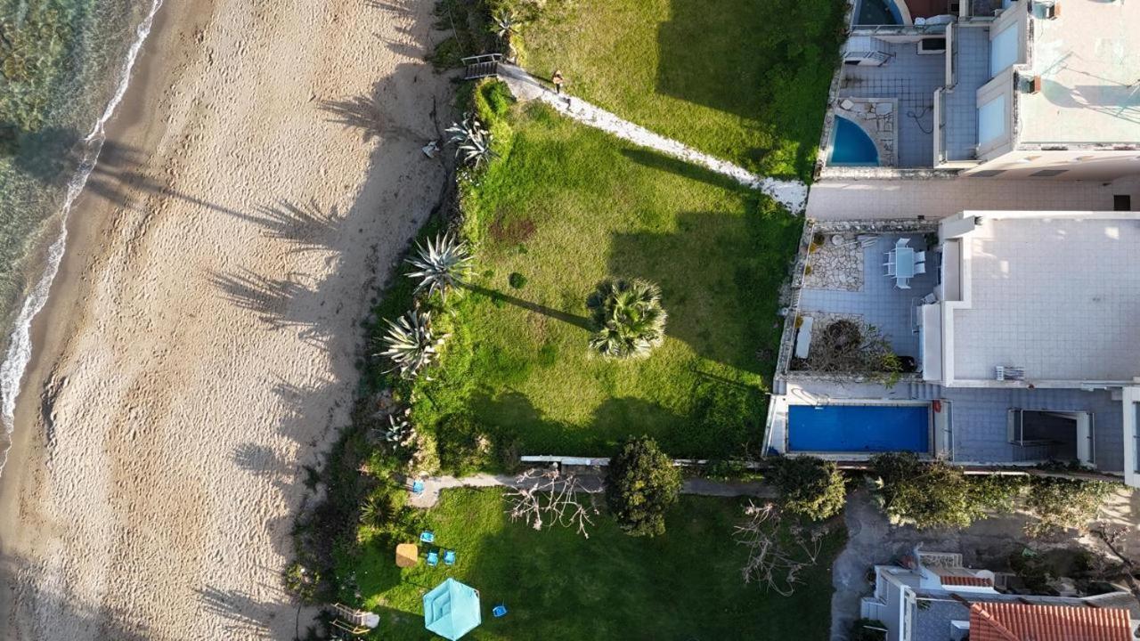 The Seaside Villa *