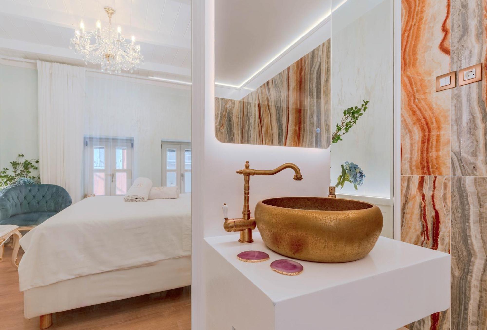 Madame Hortense Boutique Hotel *