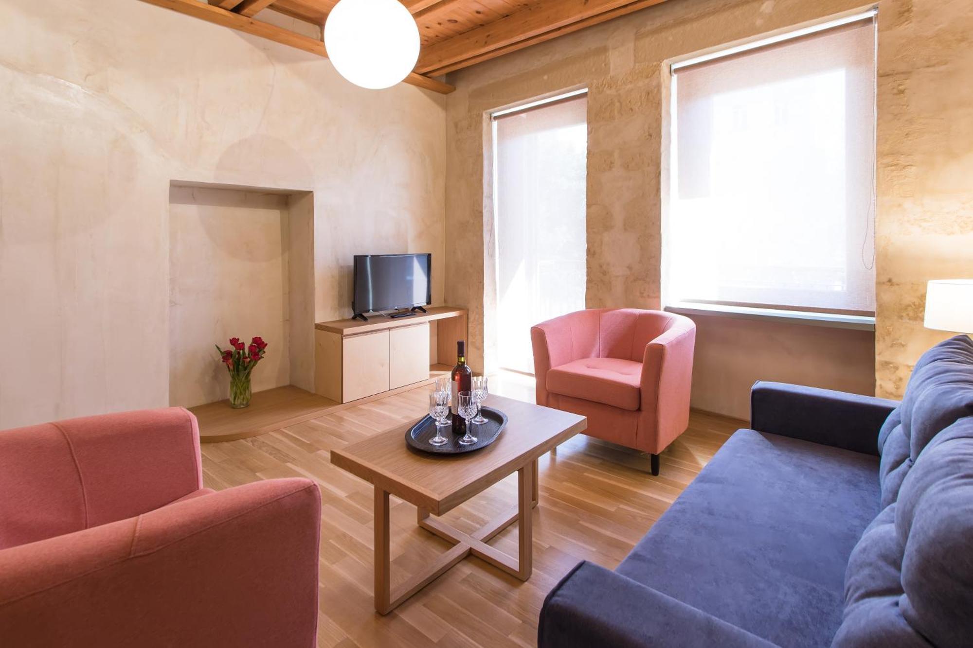Polixeny's Hotel 3*