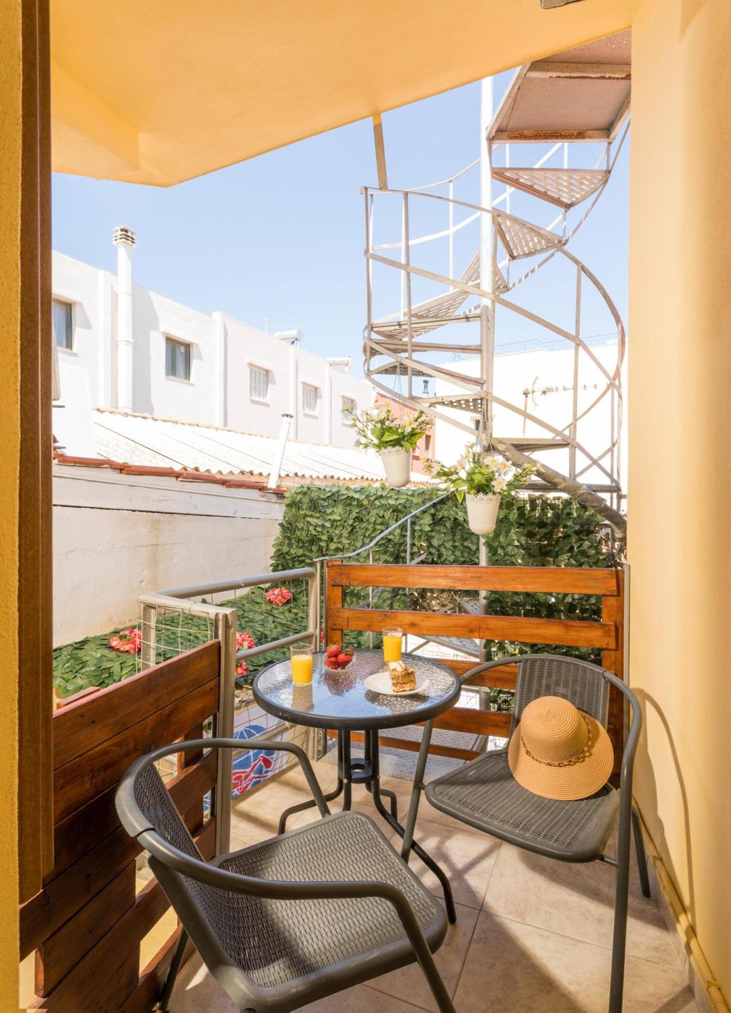 Porto Orion Studios * Chania (Crete)