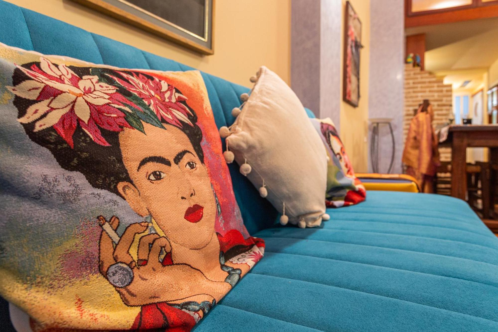 Gallery Art Loft, Chania, Crete Apartment *