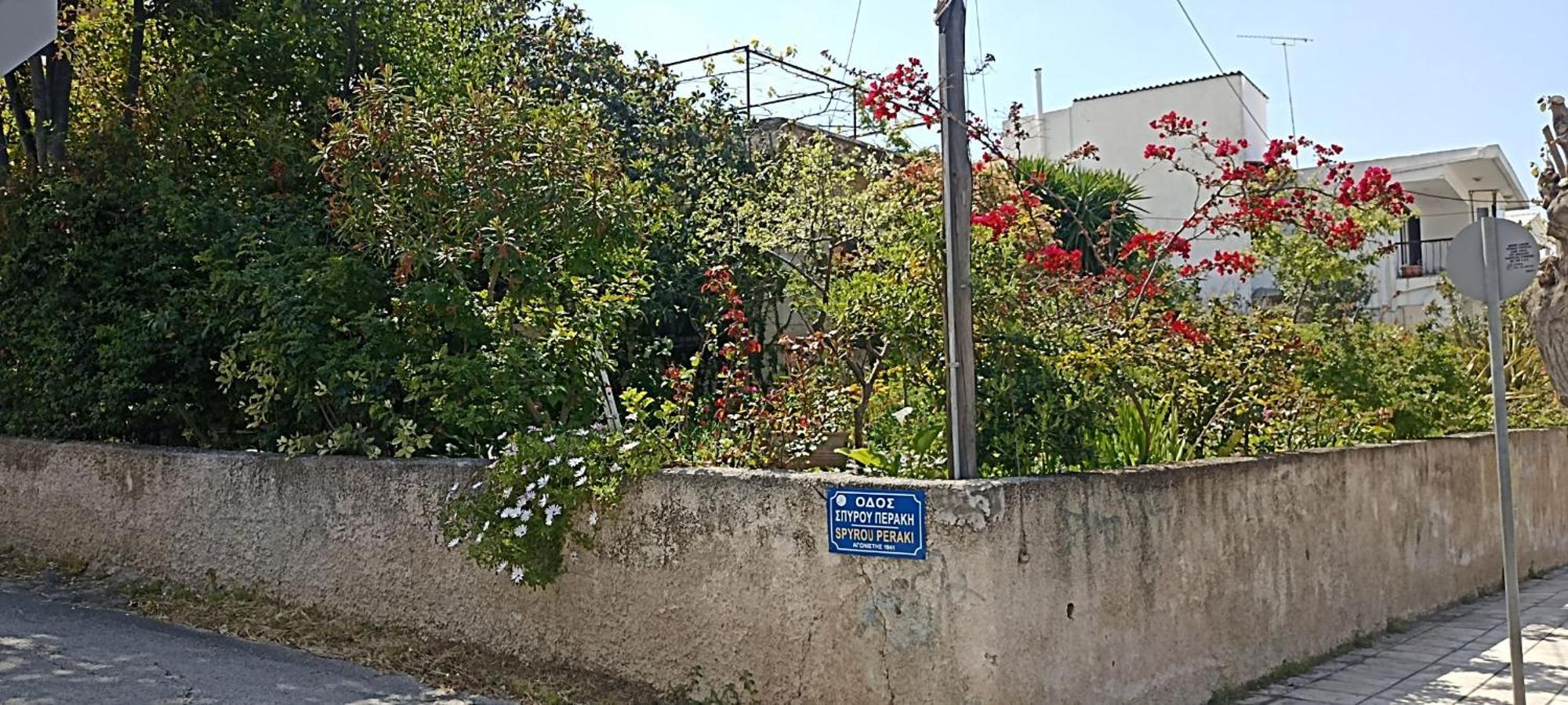 Stone House Into Amazing Garden Chrissi Akti Chania
