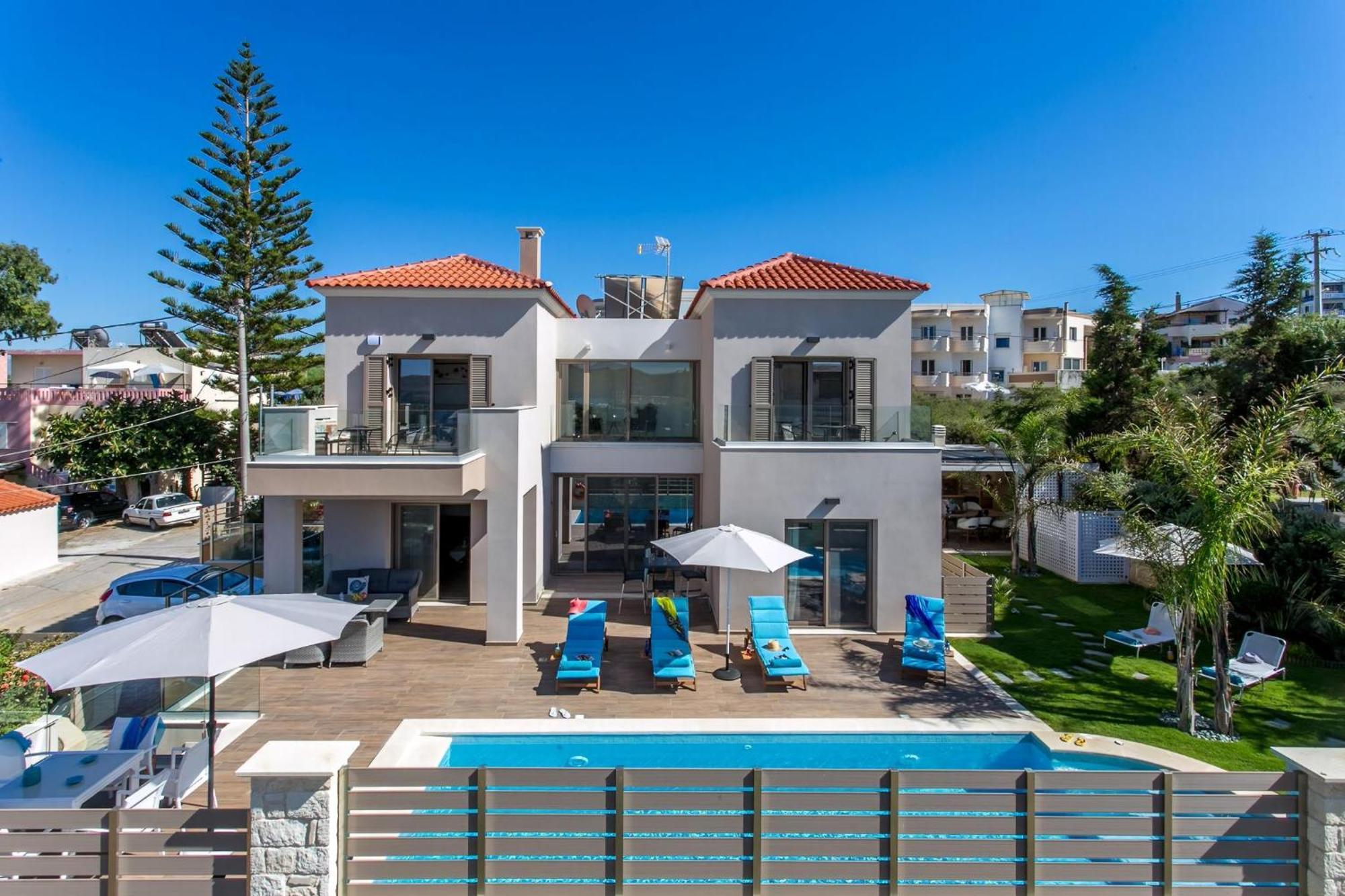 Luxury Crete Marina Mare 3 Bedroom Private Pool Sauna Chania Villa Chania (Crete)