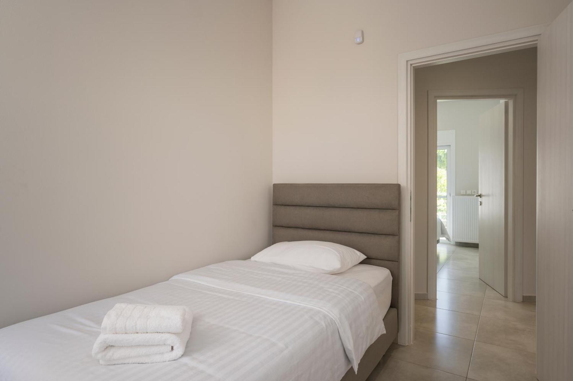 Ardian's Apartment *