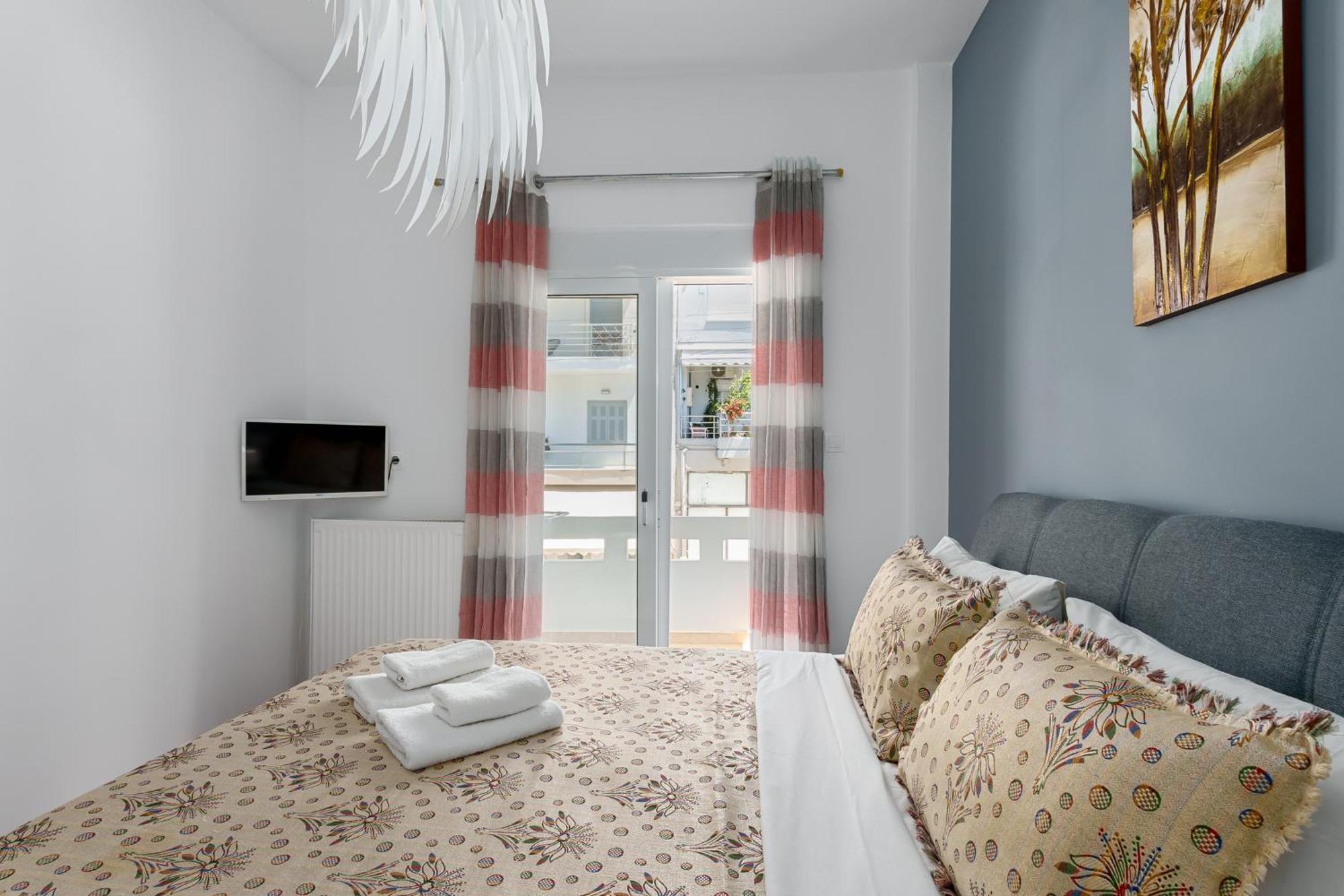 3 Bedroom In Nea Chora 400 Meters Walk To The