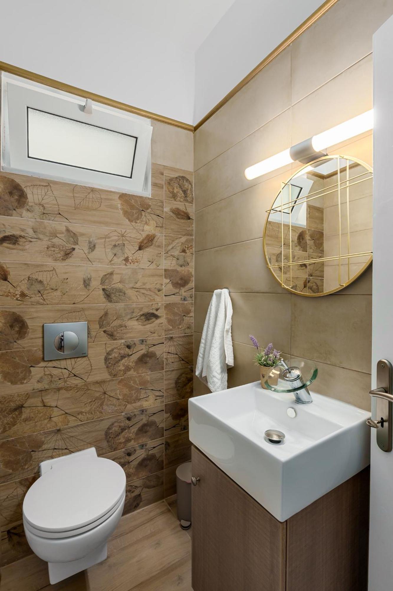 Apartment 3 Bedroom In Nea Chora 400 Meters Walk To The Chania (Crete)