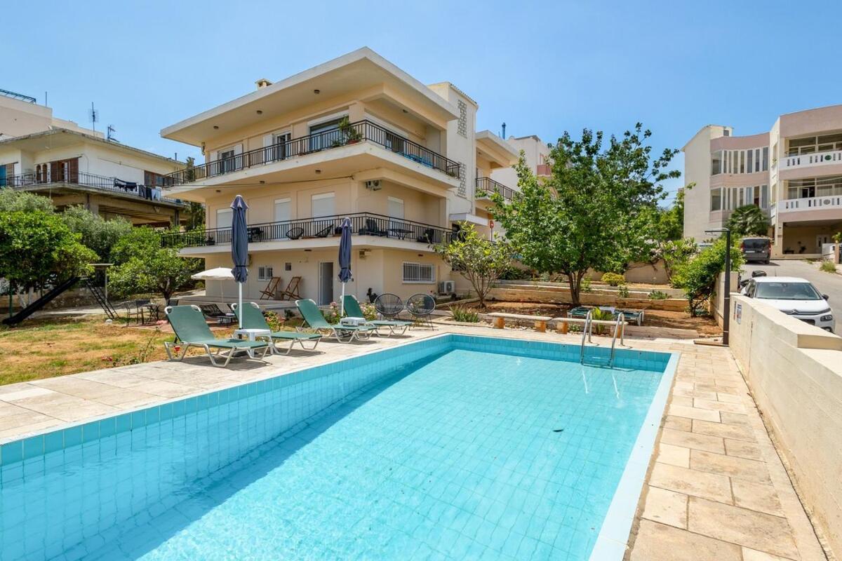 6622 Luxury With Shared Pool