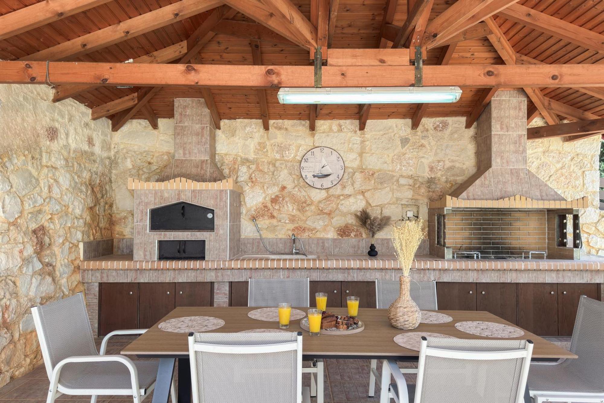 Kyparisses Holiday home *