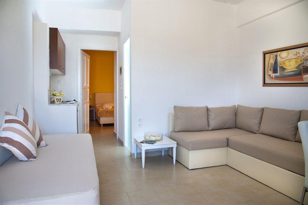 Frida Chrissi Akti Chania