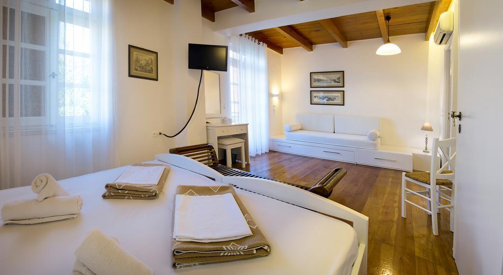 Ontas Traditional 3* Chania (Crete)