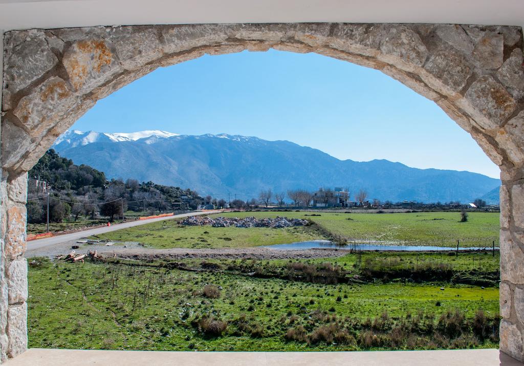 Gigilos Omalos Chania (Crete)