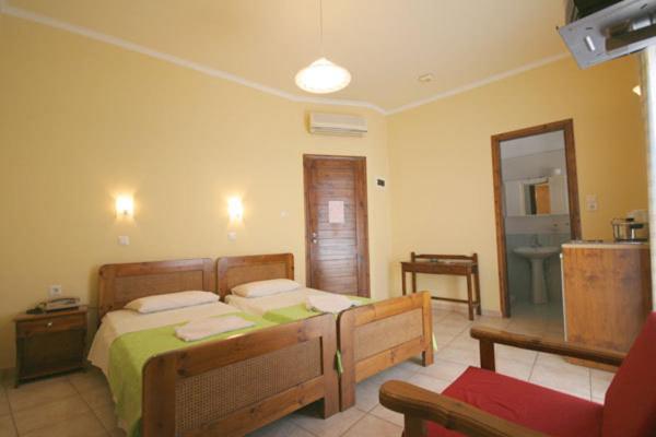 Neli Chrissi Akti Chania