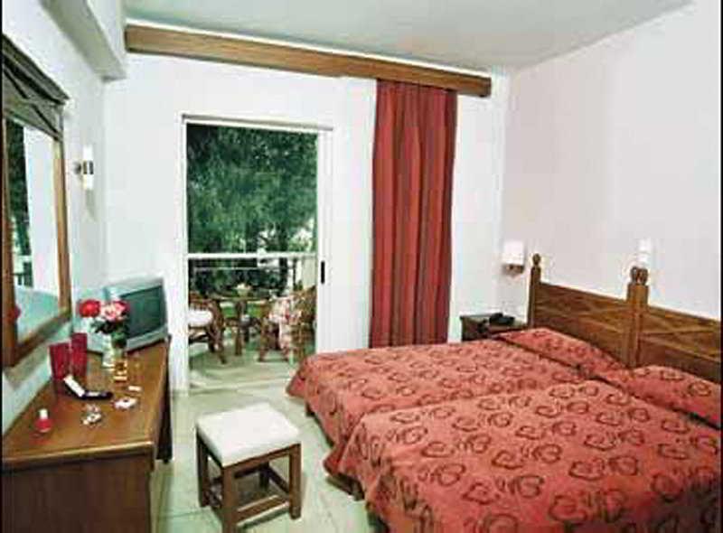 Aparthotel Marita's 3*