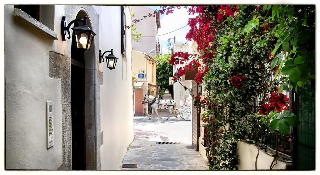 Ontas Traditional Hotel Chania (Crete)