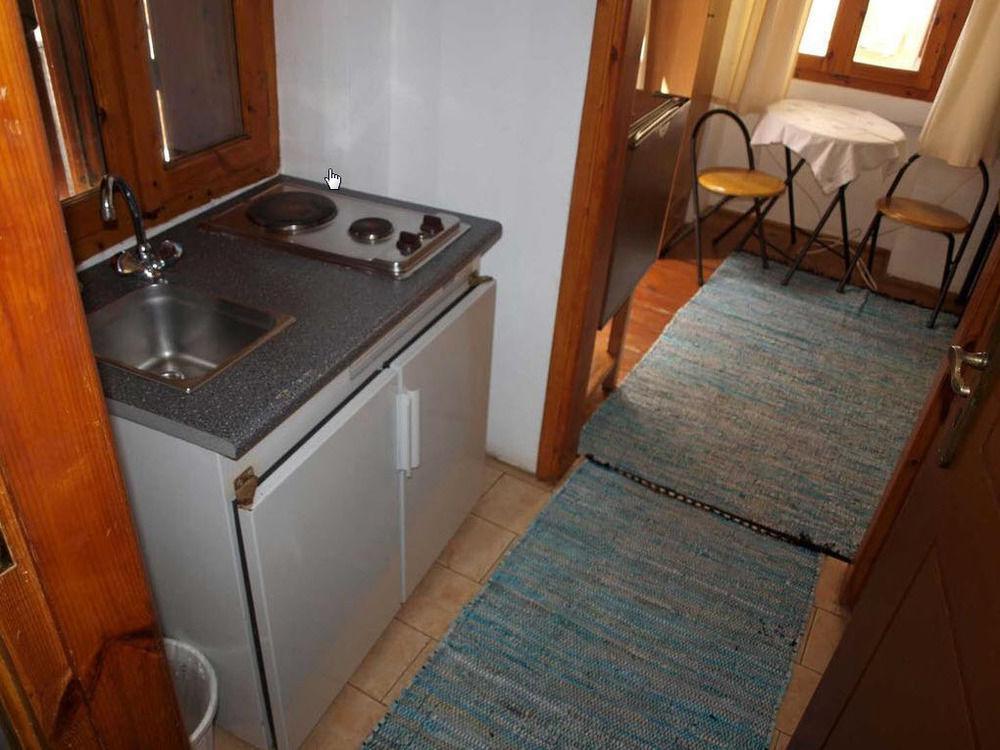Apartment Hera *