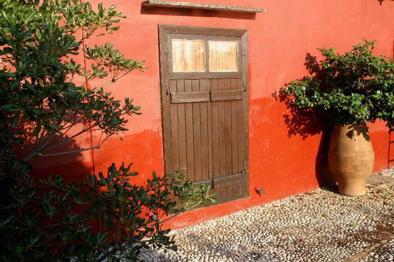 Hotel Oasis Chrissi Akti Chania