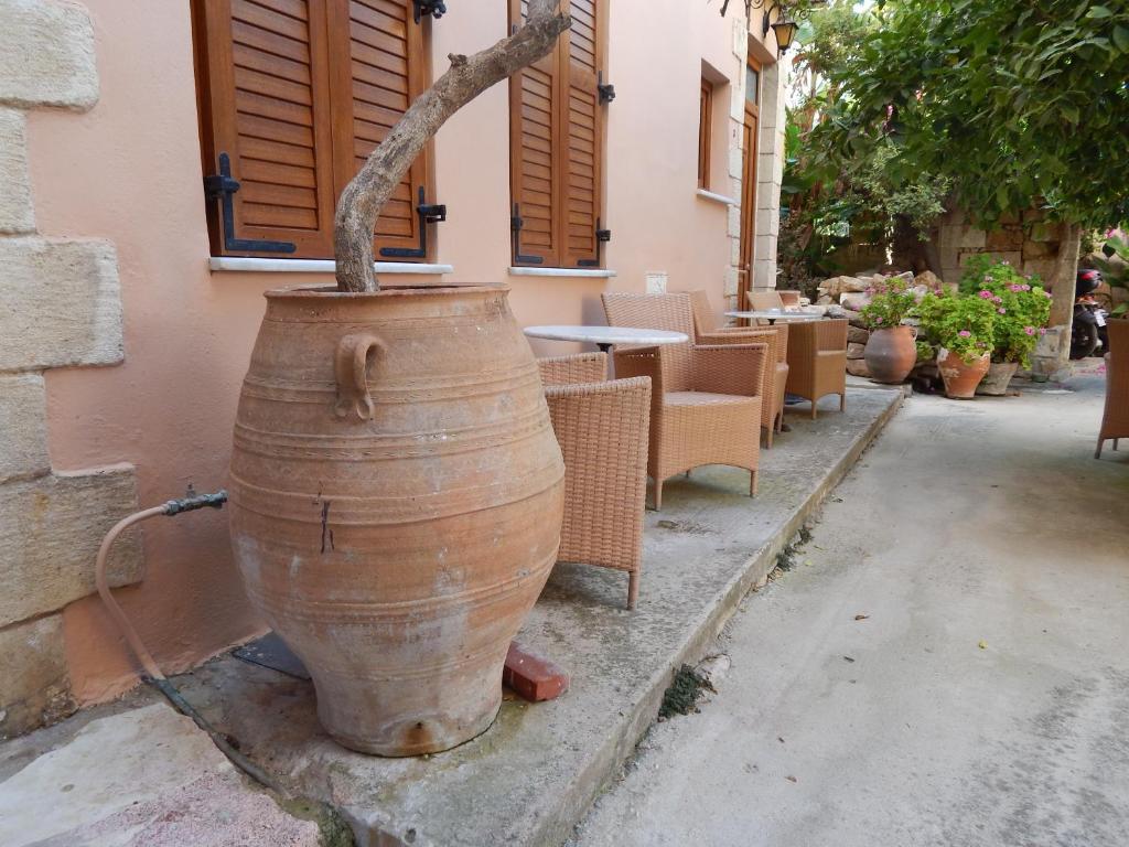 Kastelisuites Chania (Crete)