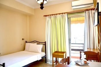 Chania Hotel