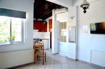 Chania Hotel