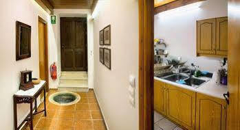 Ontas Traditional Hotel Chania (Crete)
