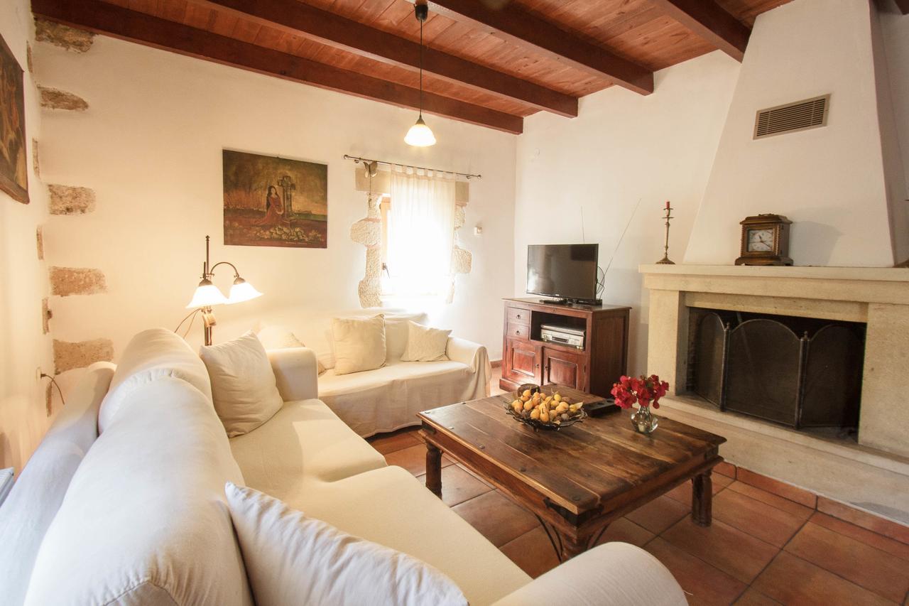 Holiday home Traditional Elegant Cretan Stone For Families