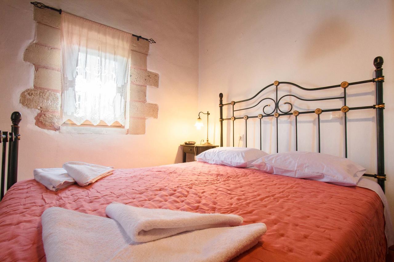 Traditional Elegant Cretan Stone For Families * Chania (Crete)