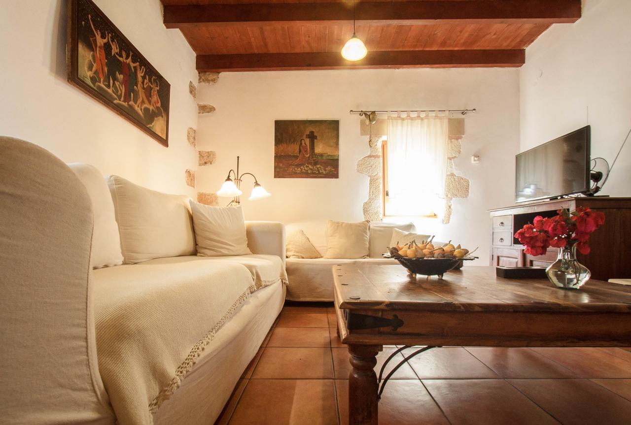 Traditional Elegant Cretan Stone For Families Holiday home