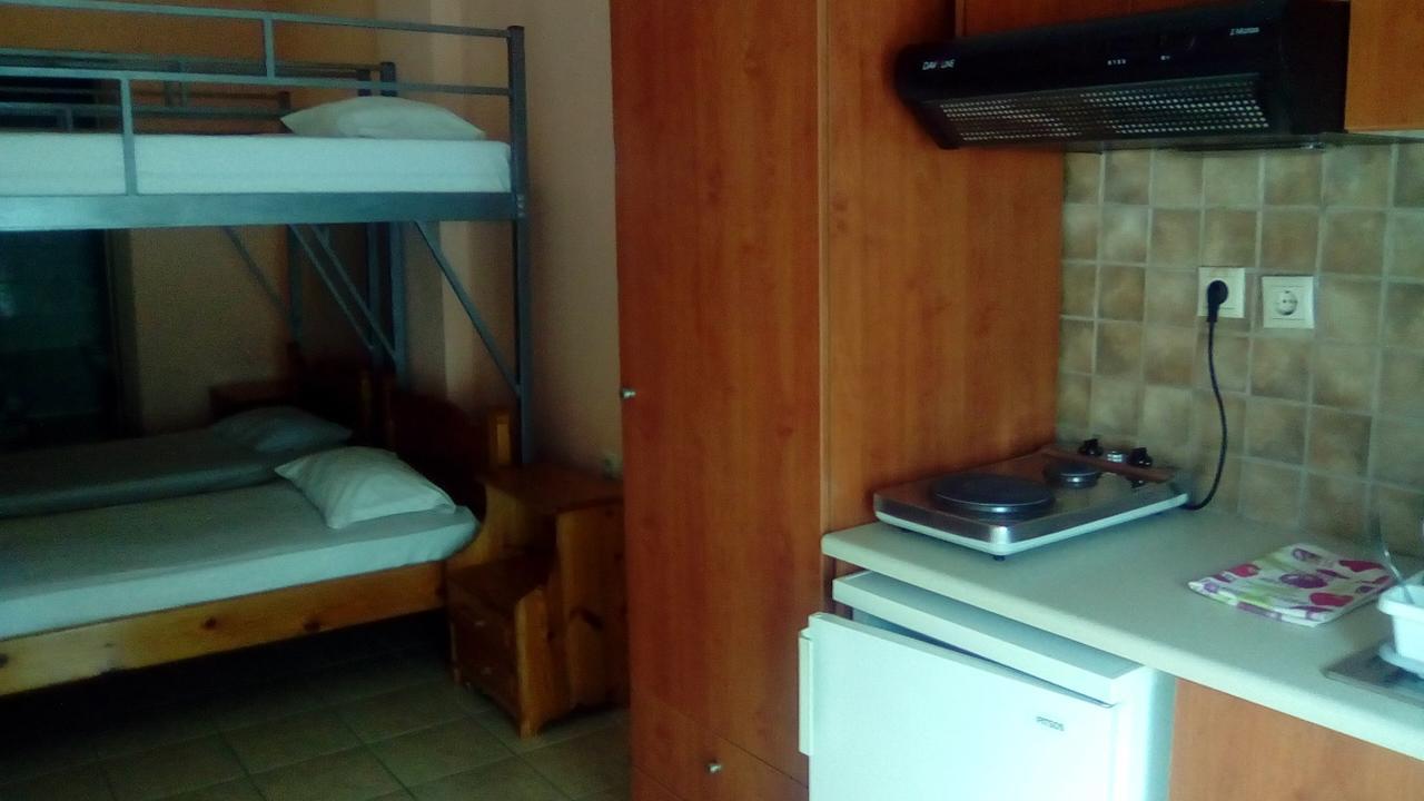 Hostel Constantinos Budget Beds