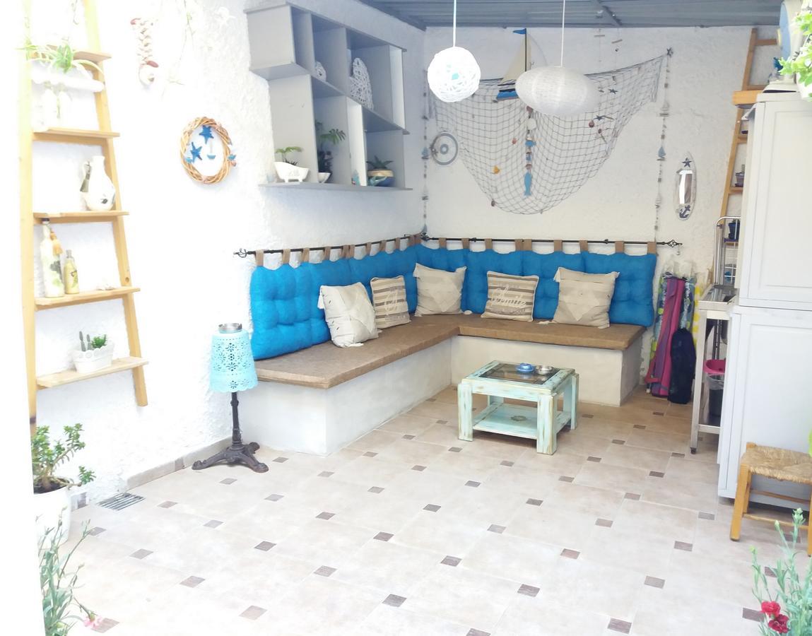 Zervos Chania *