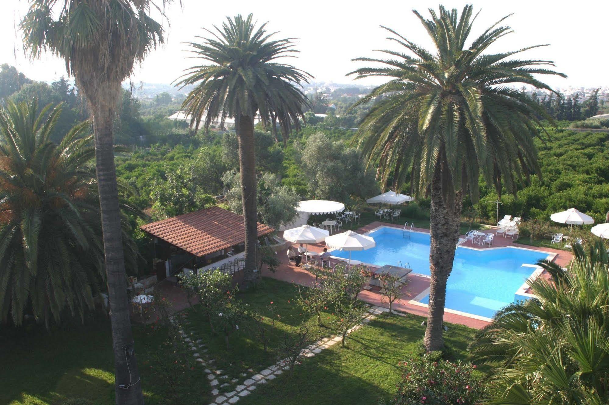 Hotel Oasis 2*