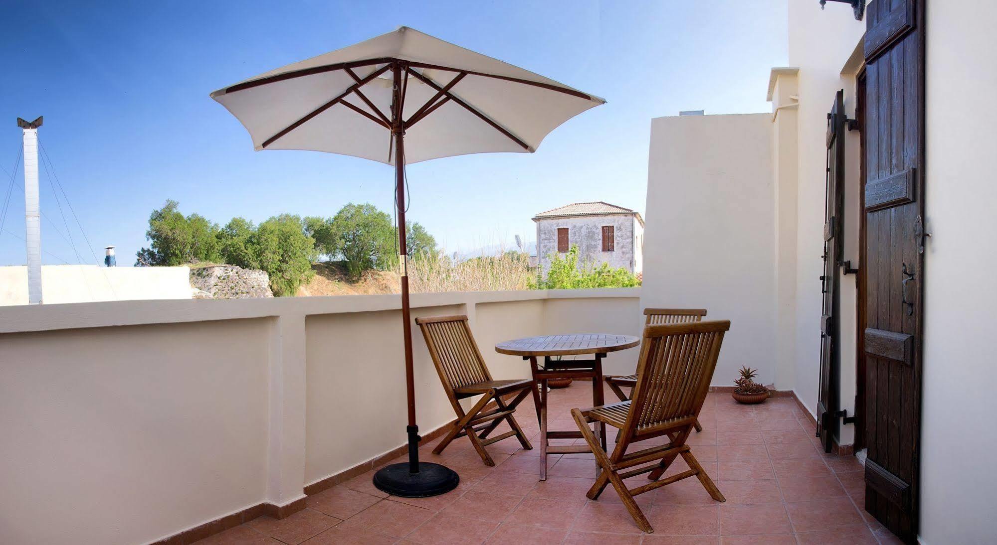 Ontas Traditional Hotel Chania (Crete)