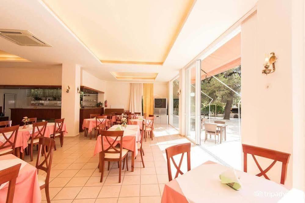 Monte Vardia Hotel