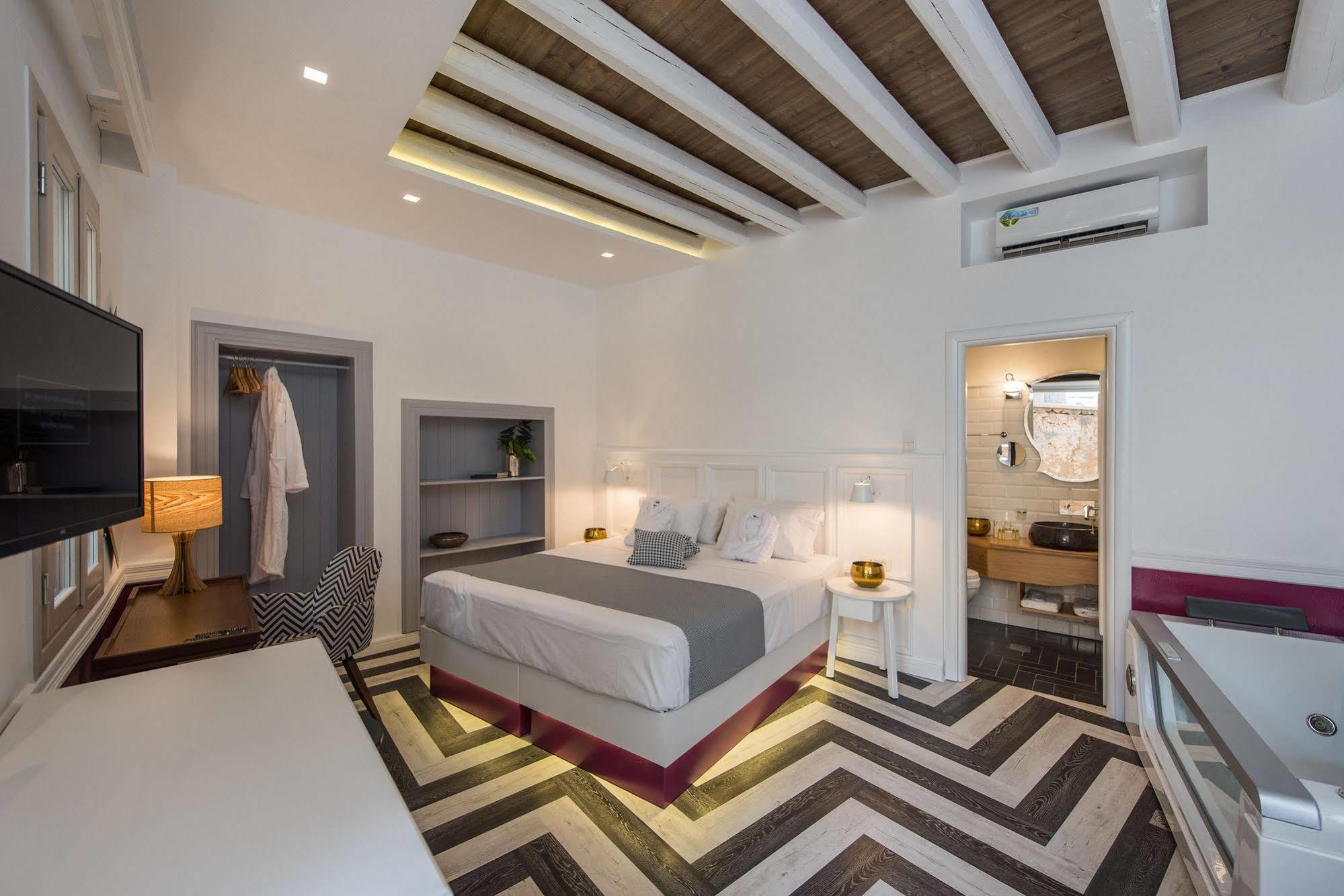 Elia Portou 3* Chania (Crete)