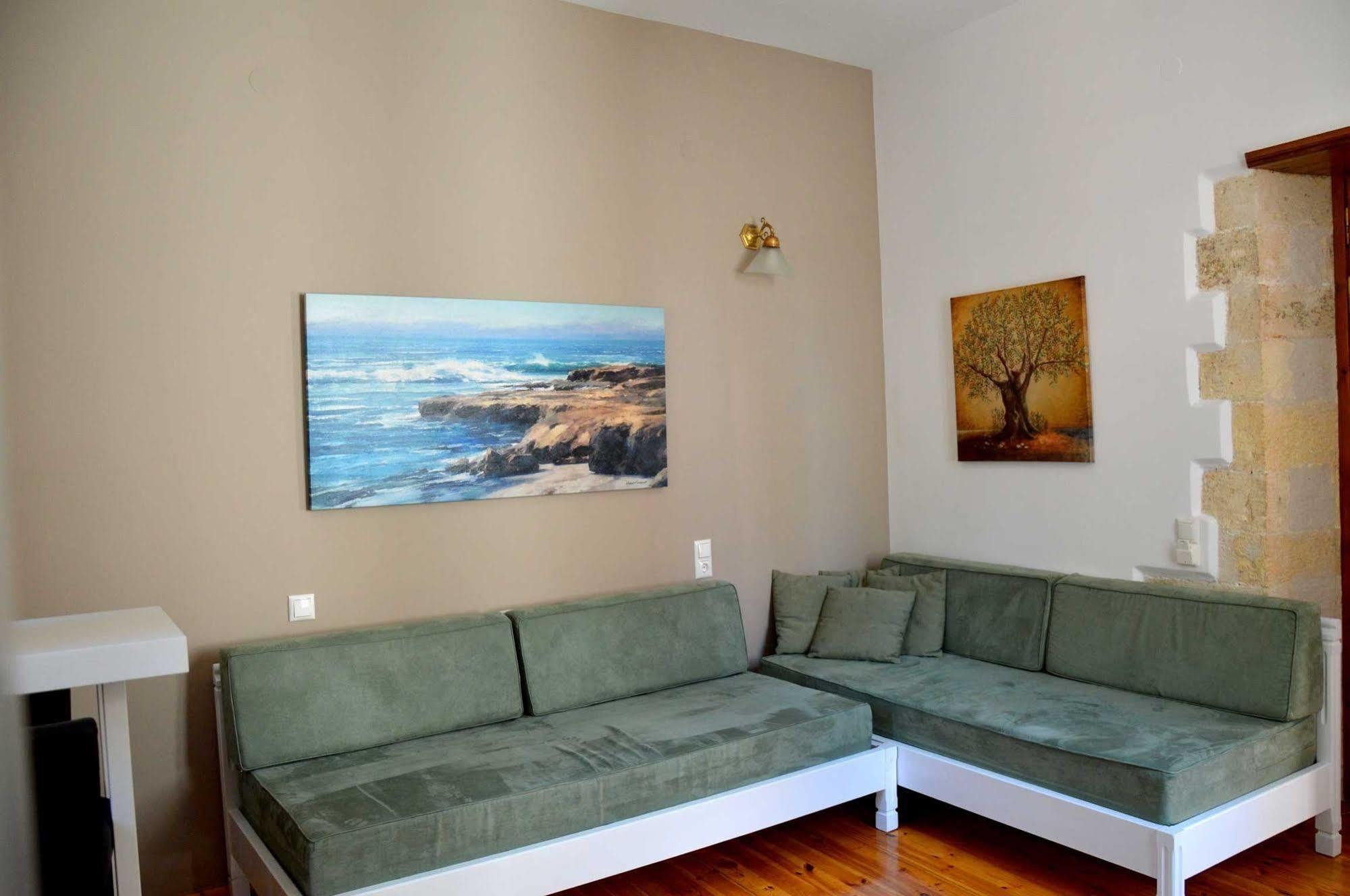 Erietta Hotel